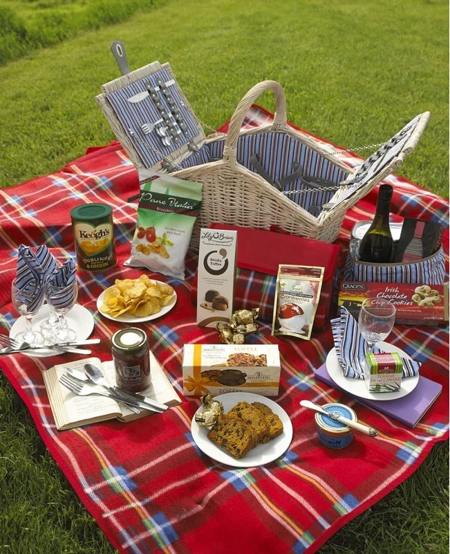 perfect-picnic-basket-gift-hamper-spain-651x800 perfect-picnic-basket-gift-hamper-spain-651x800