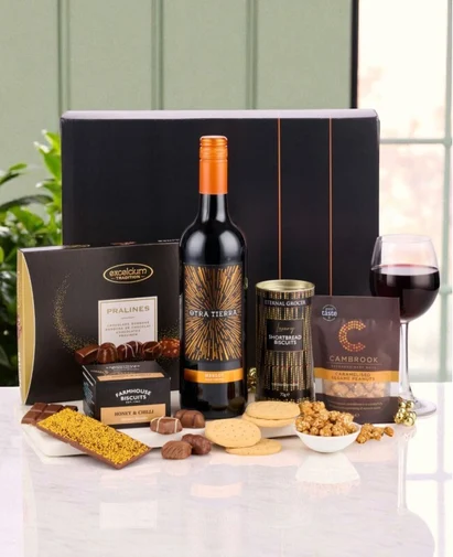 classic-thank-you-gift-hamper-red-wine-uk-651x800 classic-thank-you-gift-hamper-red-wine-uk-651x800